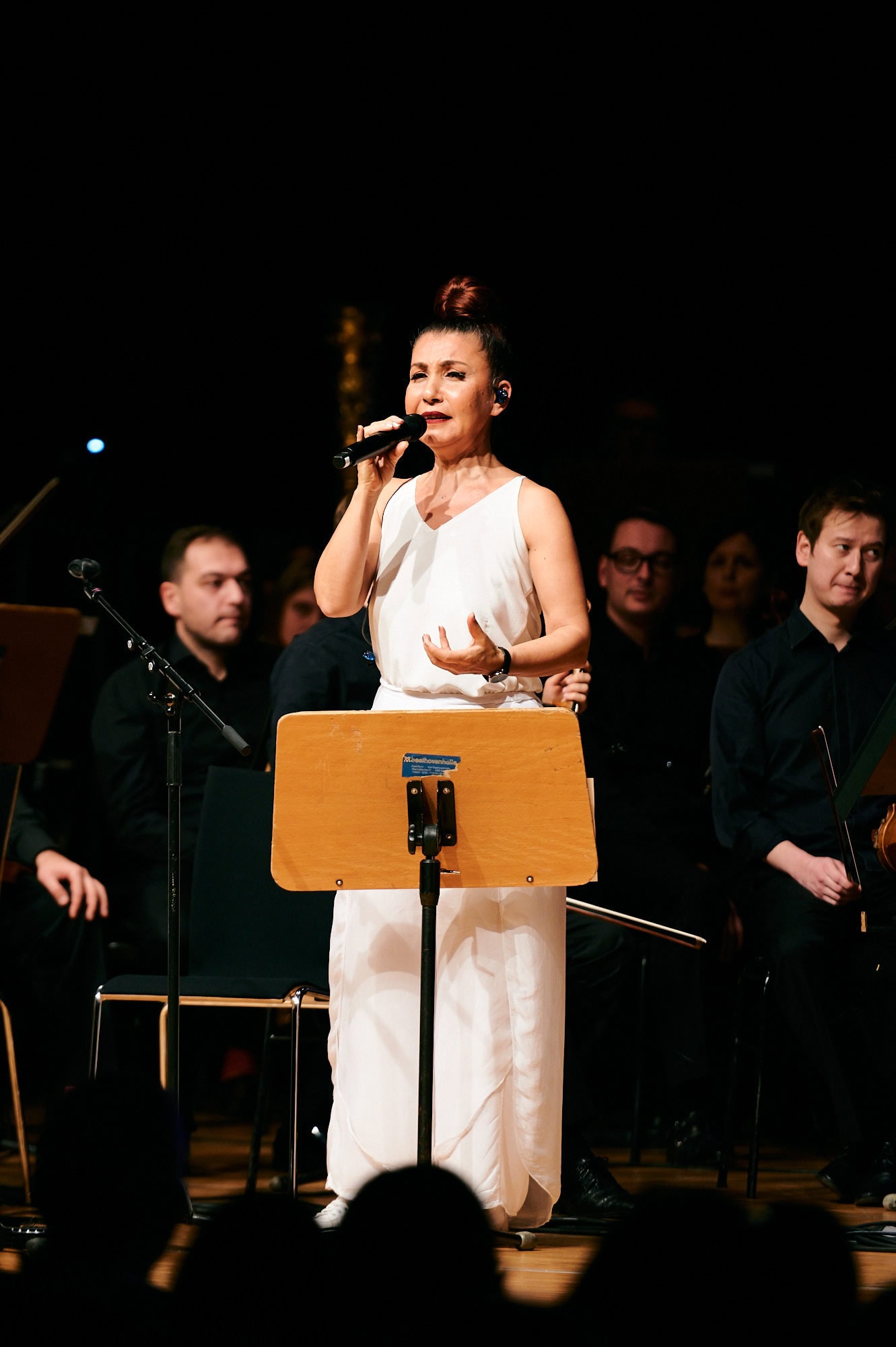 Kardes Türküler ft. Beethoven Orchester Bonn 8 Beethovenorchester Bonn Kardes Tuerkueler Konzert 233