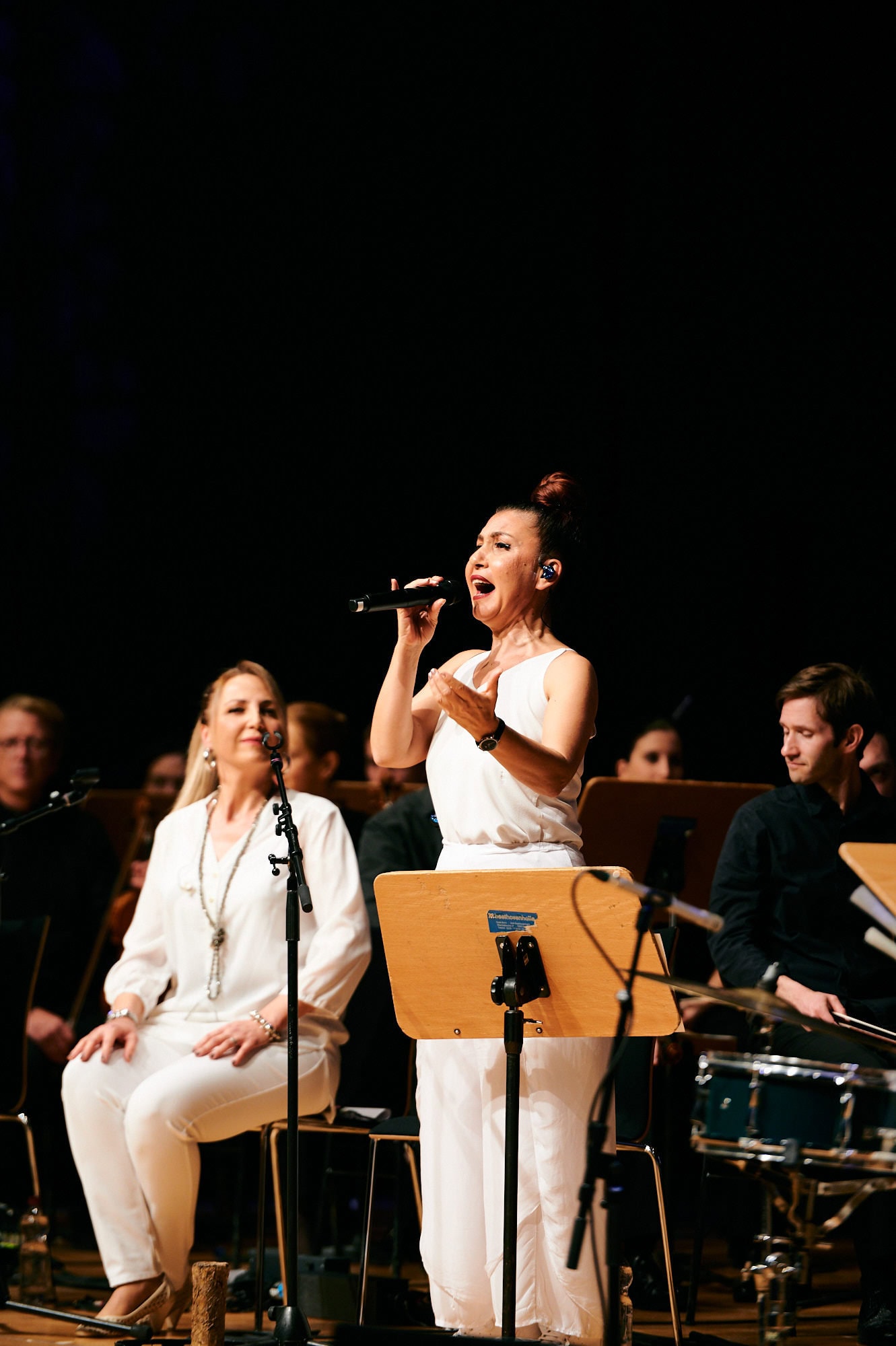 Kardes Türküler ft. Beethoven Orchester Bonn 9 Beethovenorchester Bonn Kardes Tuerkueler Konzert 234