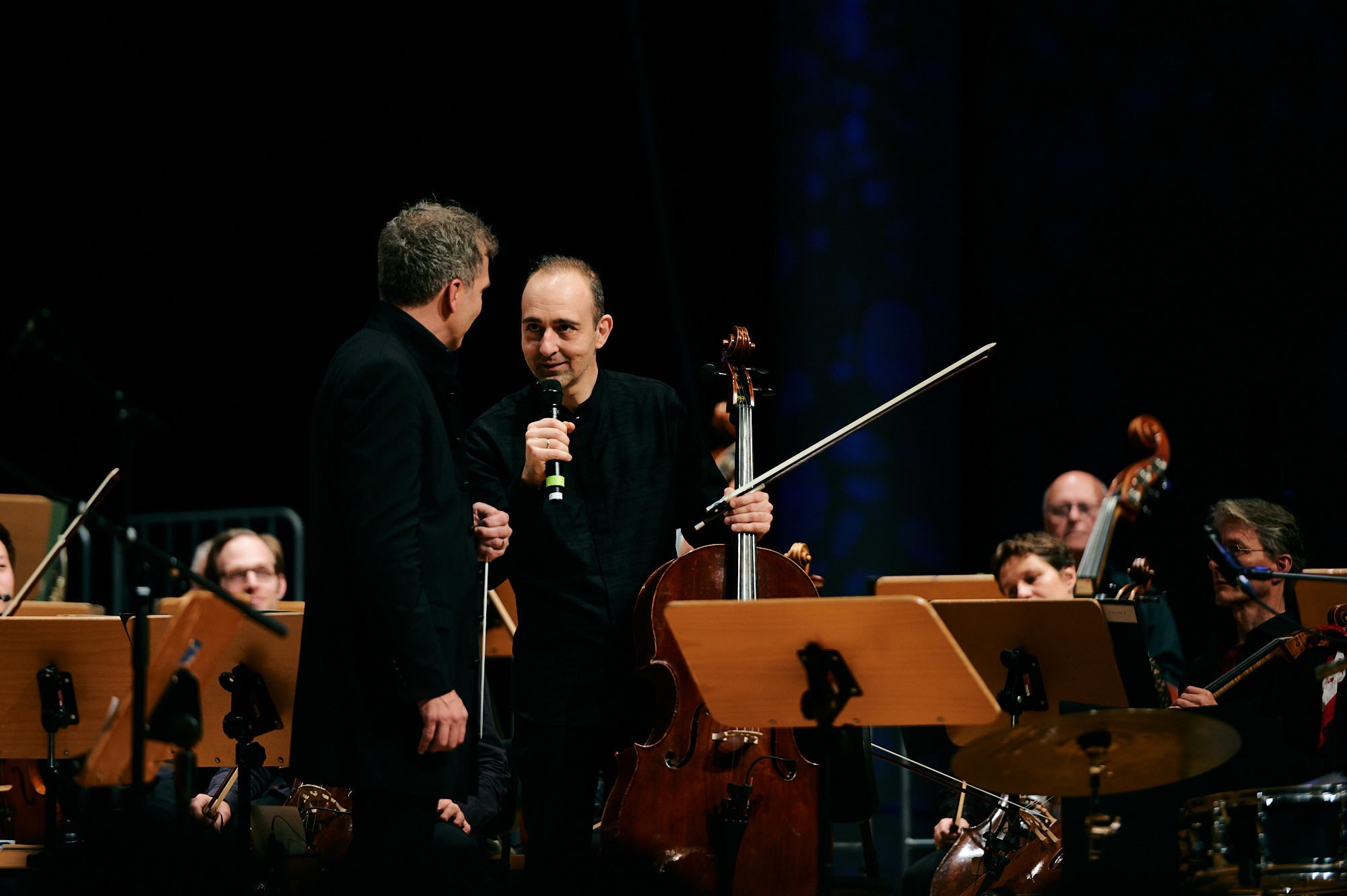 Kardes Türküler ft. Beethoven Orchester Bonn 10 Beethovenorchester Bonn Kardes Tuerkueler Konzert 235