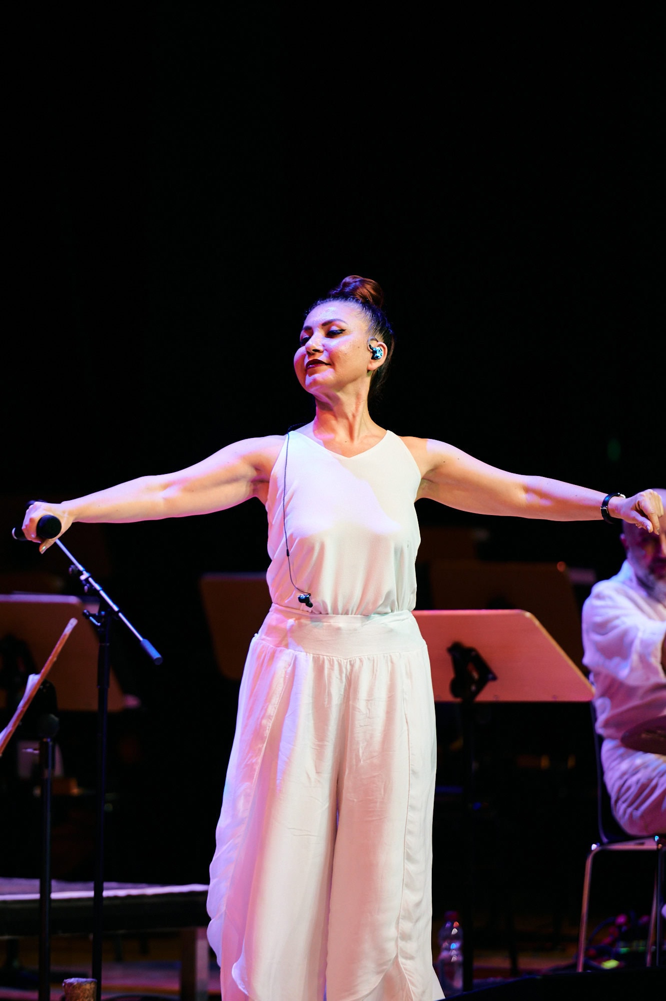 Kardes Türküler ft. Beethoven Orchester Bonn 14 Beethovenorchester Bonn Kardes Tuerkueler Konzert 239